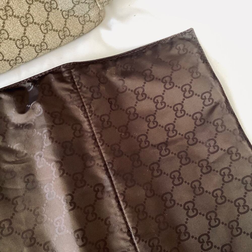 Gucci Beige and Brown Baby Bag - Picture 11 of 16